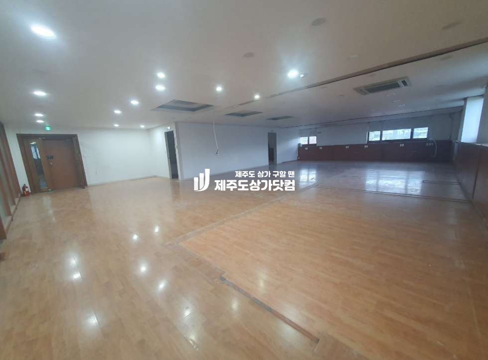제주 제주시 삼도일동 삼도일동 대도로변 노출좋은 3층 넓은평수 상가임대 연세 매물번호 13185 사진 3
