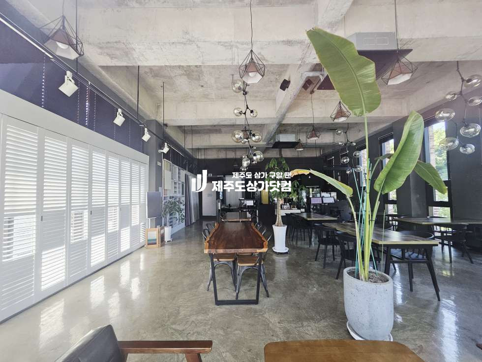 제주 제주시 아라일동 아라일동ㅣ제주대학교 입구 도로변 노출좋은ㅣ1층 무권리 상가 임대 연세 매물번호 13242 사진 1