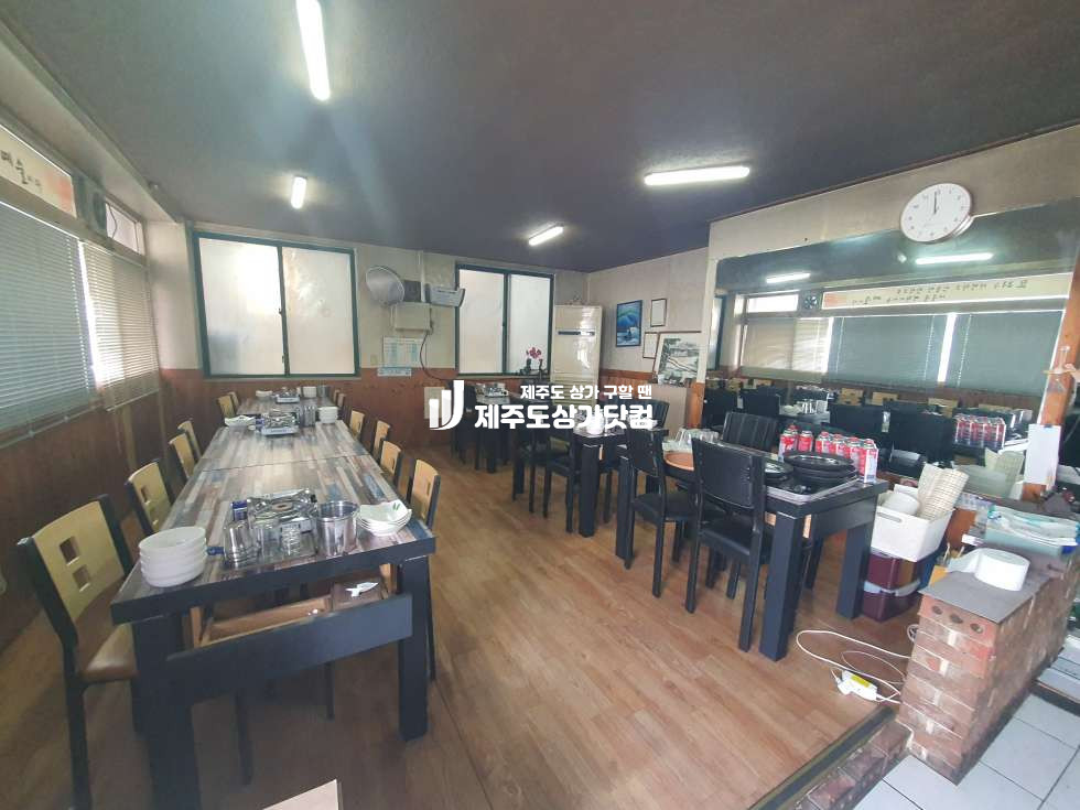 제주 제주시 이도이동 이도이동 / 고마로 도로변 / 1층 일반음식점 + 주택 / 저렴한 연세임대 연세 매물번호 13756 사진 1