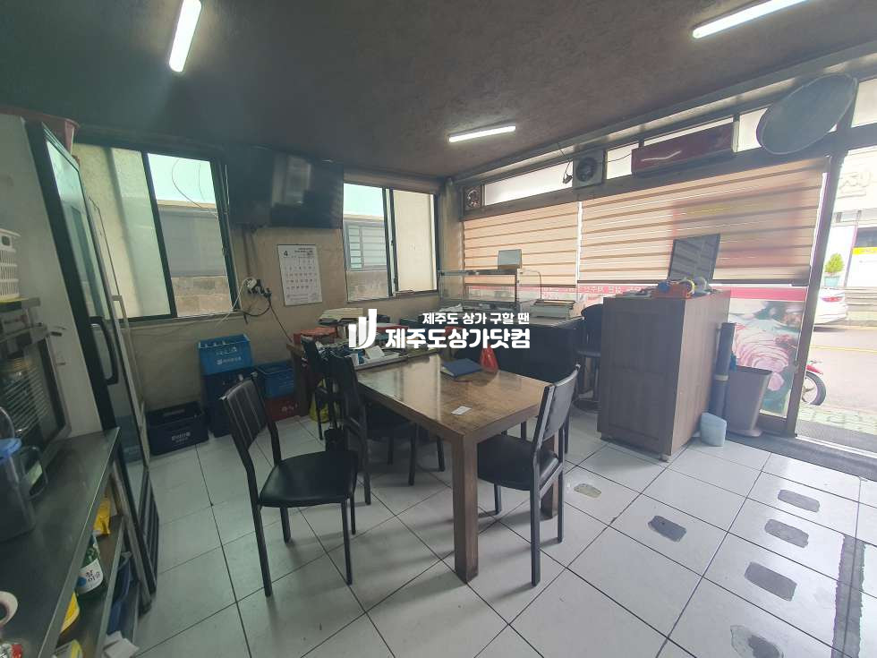 제주 제주시 이도이동 이도이동 / 고마로 도로변 / 1층 일반음식점 + 주택 / 저렴한 연세임대 연세 매물번호 13756 사진 2