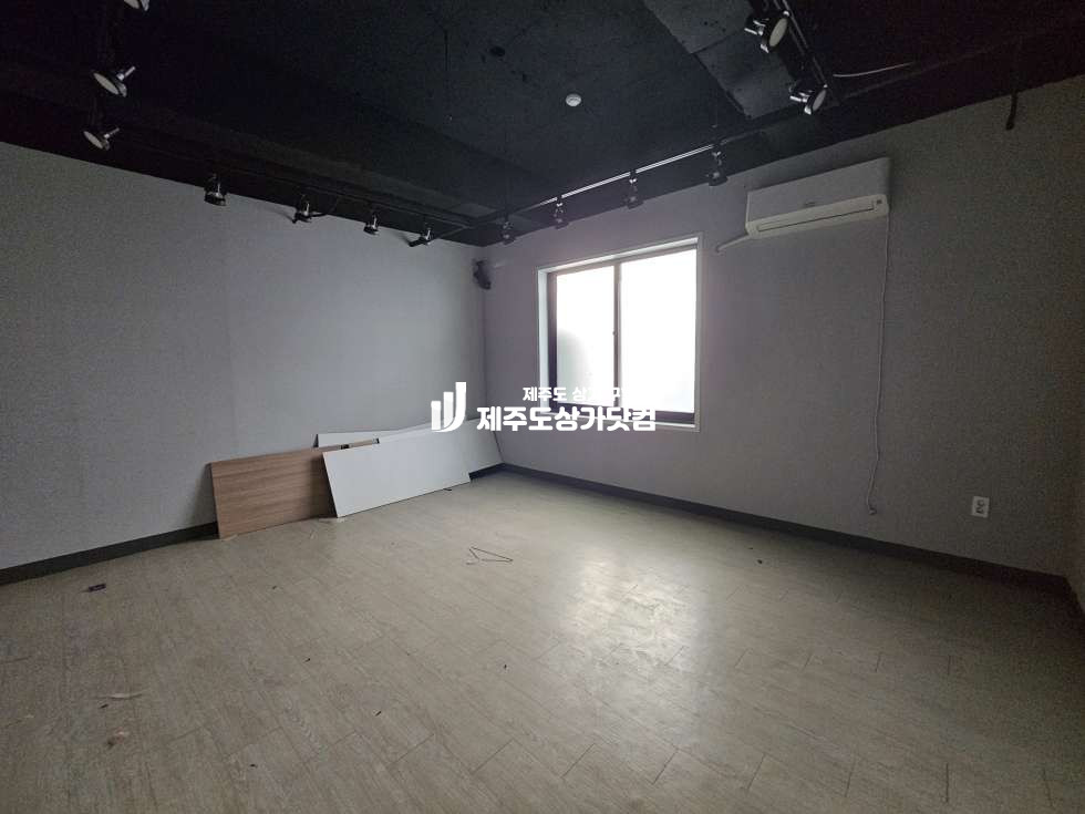 제주 제주시 연동 [연동]신라면세점앞 대도로변 4층 사무실, 병원 추천(엘베,주차장) 월세 매물번호 13787 사진 7